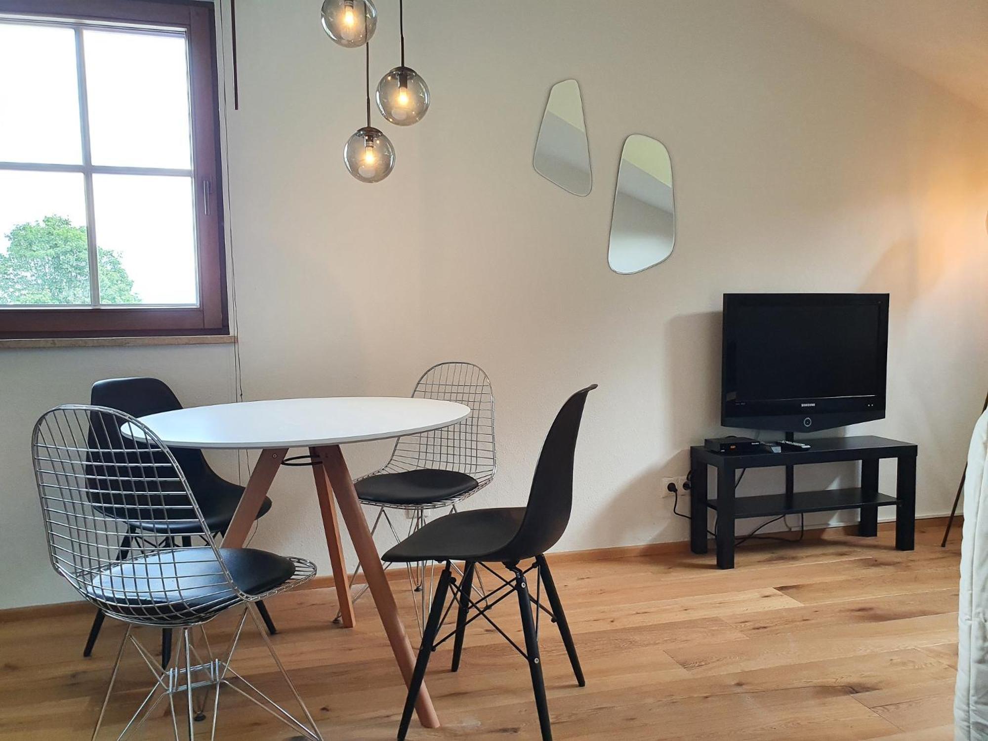 Alpenflair Apartment Mit Bergblick - Inkl Parkplatz #7 Innsbruck Esterno foto